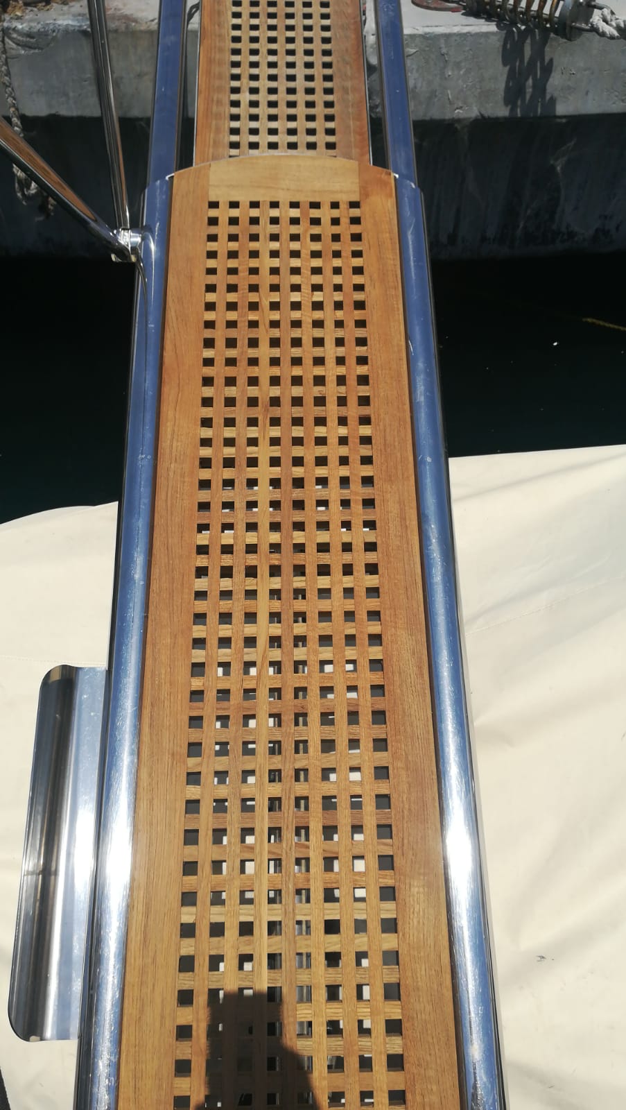 TEAK PASARELLA İMALATI 